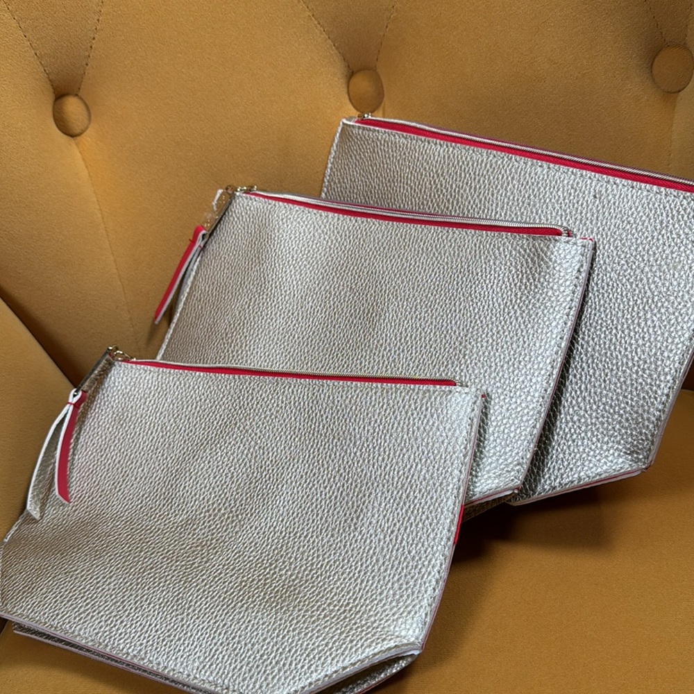 3 pcs.  Shiseido Gold & Red Makeup Pouch - Picture 6 of 7